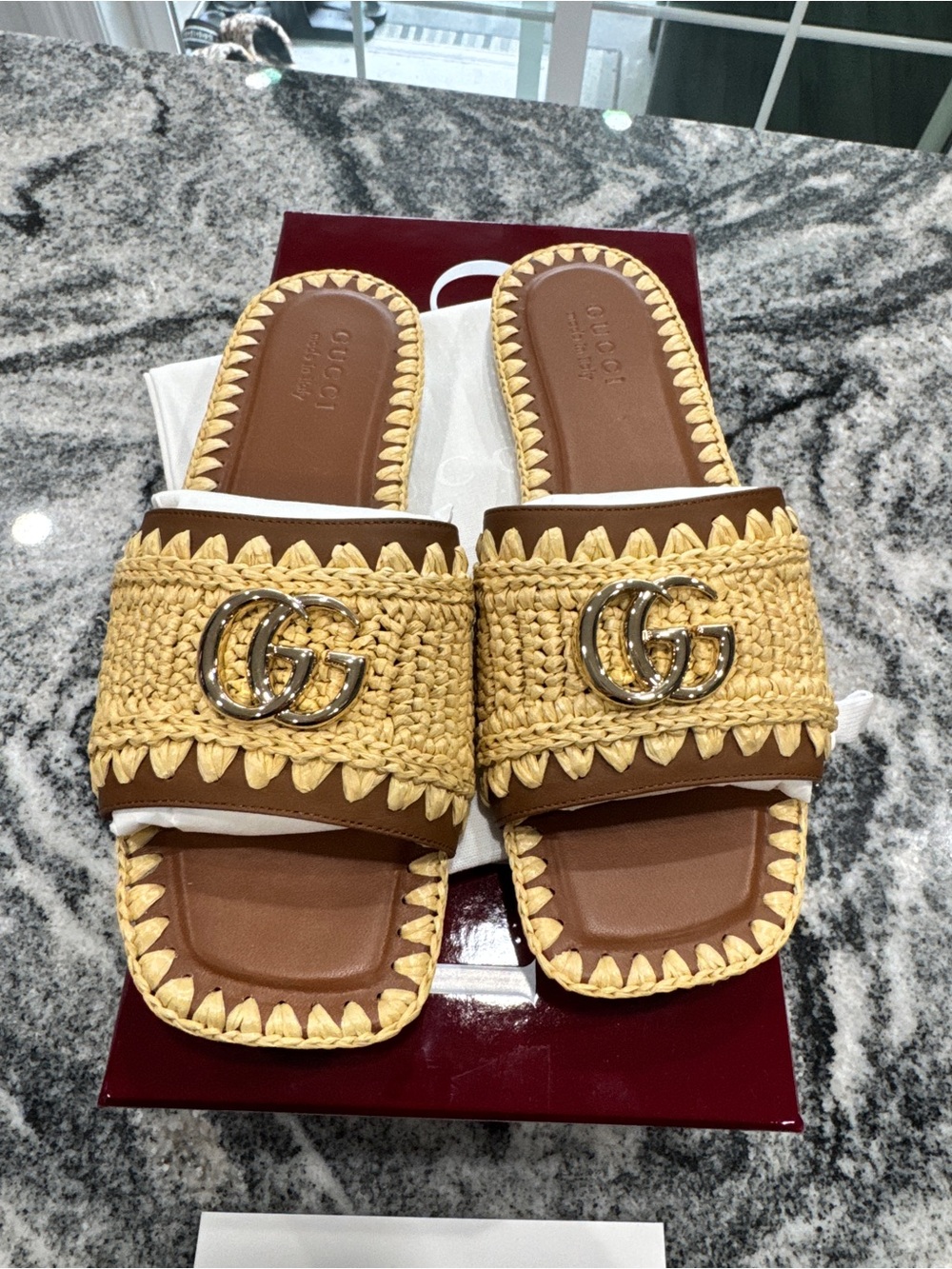 Gucci Raffia Neutral Slides Sandals - Picture 1 of 6